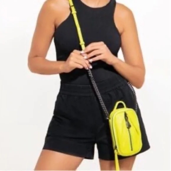 Aimee Kestenberg Women´s Leather Crossbody w/RFID...